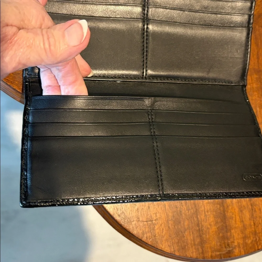 Coach wallet long wallet signature monogram canvas/black patent leather trim
